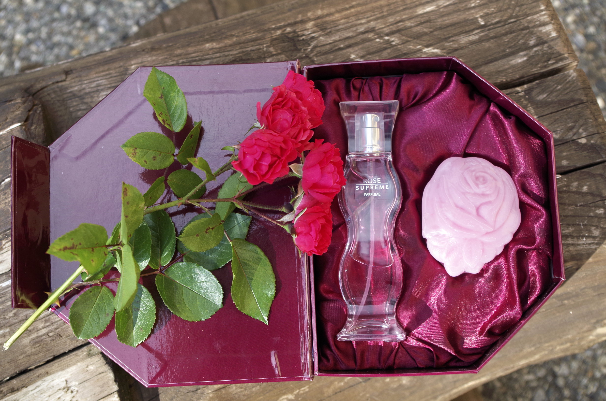 rose supreme parfum